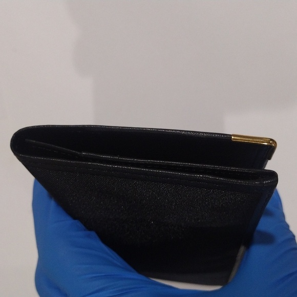 Luxury Black Leather Rémy Martin Wallet w/ Gold Corner Accents, Unisex Accessory - Picture 5 of 12